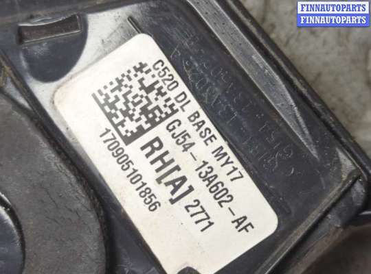 купить Фонарь крышки багажника на Ford Escape 2015-2019