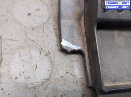 купить Жабо под дворники (дождевик) на Toyota Matrix 2002-2008