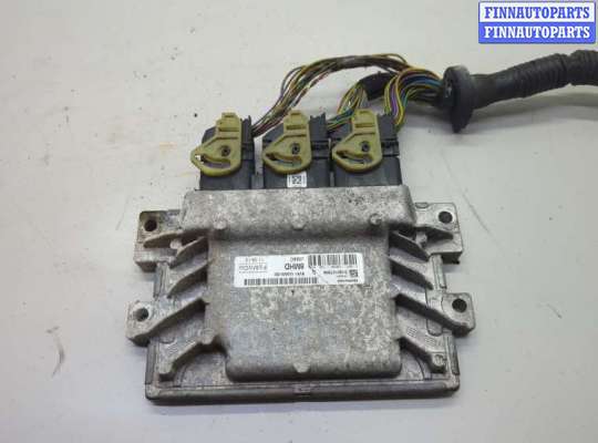Блок управления двигателем FO1998901 на Ford Focus 3 2011-2015