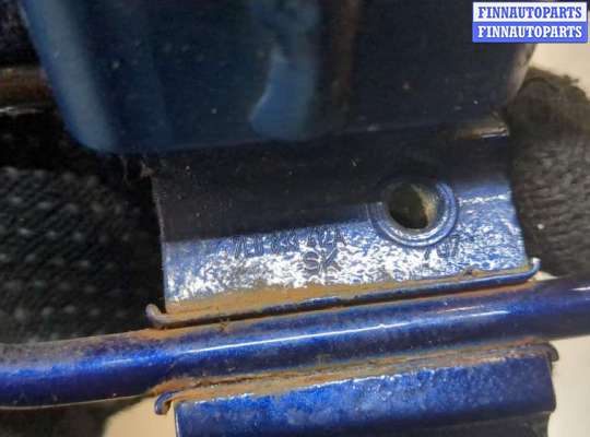 купить Петля двери на Volkswagen Touareg 2007-2010