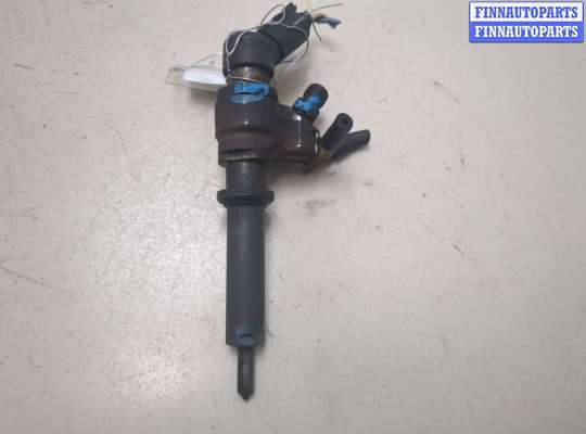 Форсунка топливная на Peugeot 406
