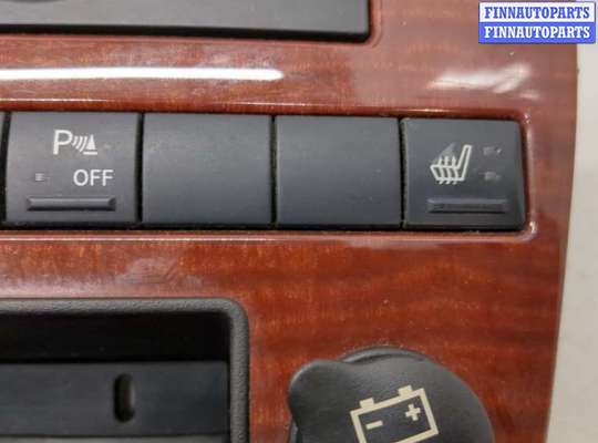 купить Кнопка обогрева сидений на Jeep Grand Cherokee 2004-2010