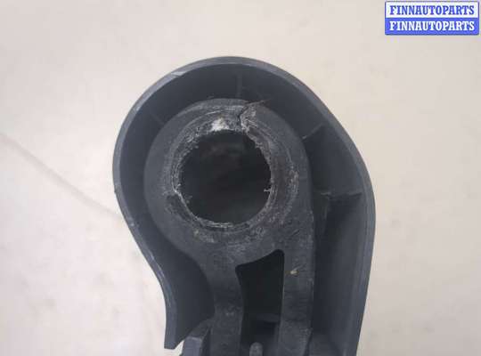 купить Щеткодержатель на Skoda Octavia (A5) 2004-2013