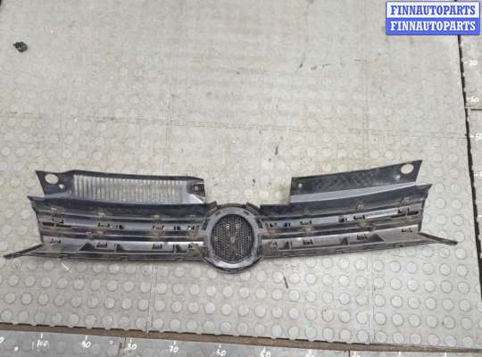 купить Решетка радиатора на Volkswagen Golf 6 2008-2012