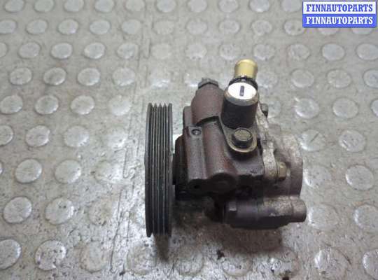 Насос гидроусилителя руля (ГУР) RN1572504 на Renault Kangoo 1998-2008