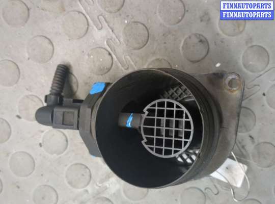 Датчик расхода воздуха (ДМРВ) на Volkswagen Transporter T5