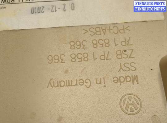 купить Пластик панели торпеды на Volkswagen Touareg 2010-2014