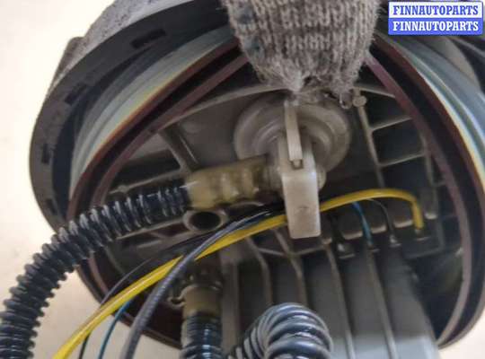 купить Насос топливный электрический на Volkswagen Passat 5 2000-2005