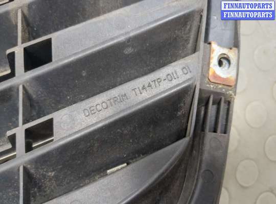 купить Решетка радиатора на Mercedes S W220 1998-2006