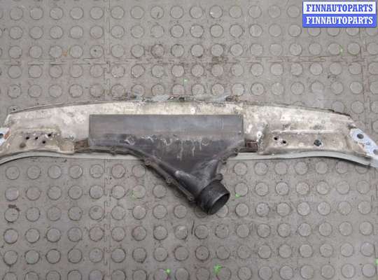 Рамка капота RN1273980 на Renault Megane 1996-2002