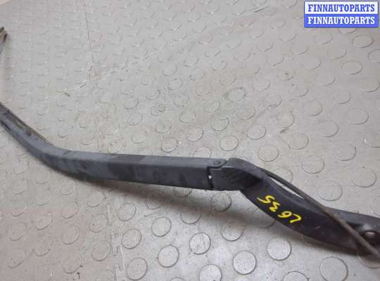 Поводок дворника на Jaguar XF I (X250)