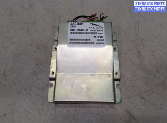 Блок управления подвеской LRV2497 на Land Rover Range Rover 3 (LM) 2002-2012