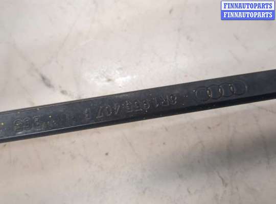 купить Щеткодержатель на Audi Q5 2008-2017