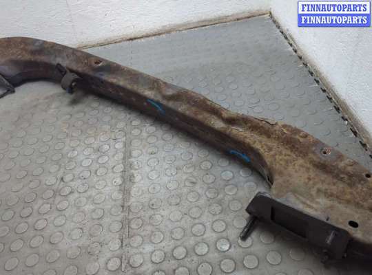 купить Усилитель бампера на Mercedes C W203 2000-2008