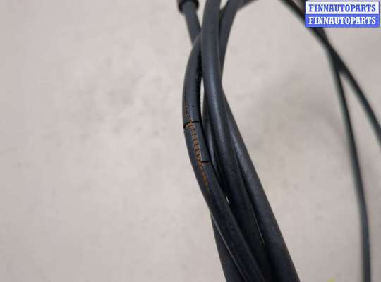 Трос капота на BMW 5 (E60/E61)