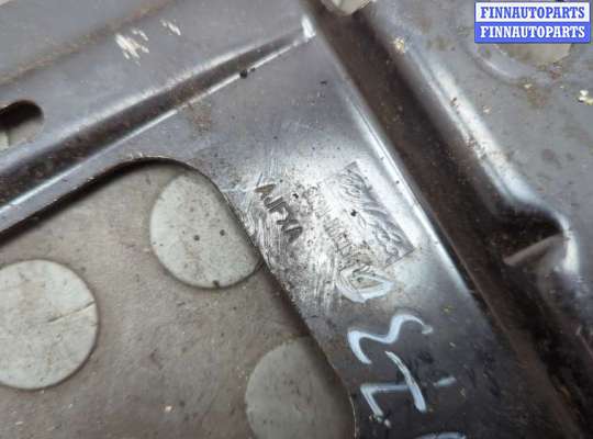 купить Кронштейн (лапа крепления) на Audi Q7 2005-2015