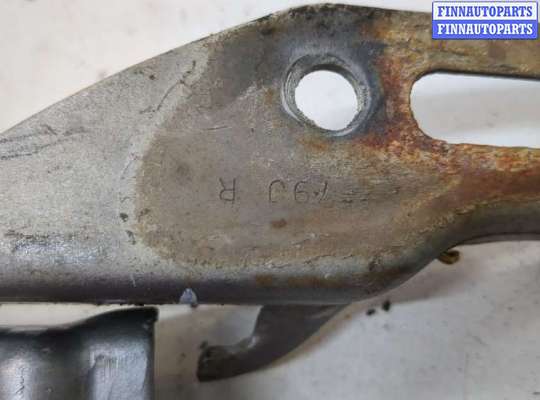 купить Петля капота на Suzuki SX4 2006-2014