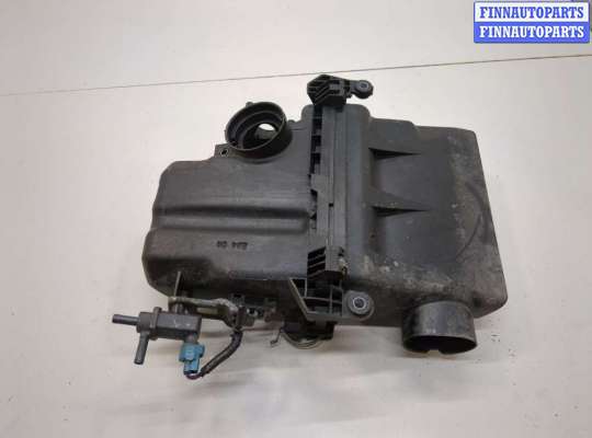 Корпус воздушного фильтра TT963232 на Toyota Yaris 2005-2011