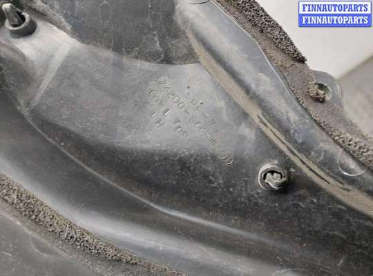 купить Жабо под дворники (дождевик) на Honda Civic 1995-2001