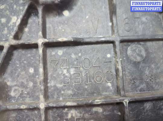 Кронштейн (площадка) аккумулятора (АКБ) на Toyota Camry XV70