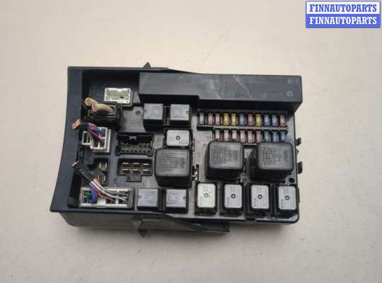 купить Блок предохранителей на Nissan 350Z 2002-2009