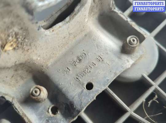 купить Рамка передняя (телевизор) на Hyundai i20 2008-2014