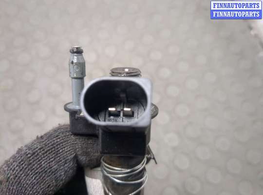 купить Форсунка топливная на BMW 7 G11, G12 2015-2022