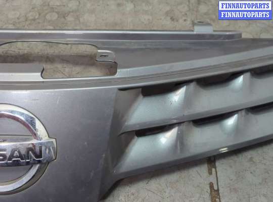 купить Решетка радиатора на Nissan Note E11 2005-2013