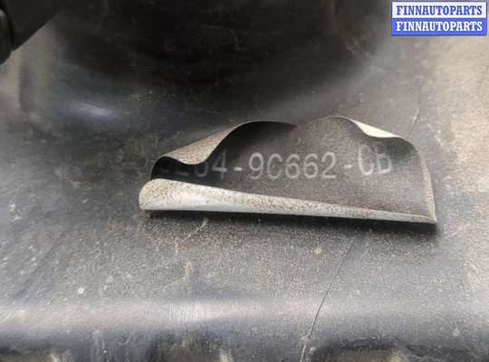 купить Корпус воздушного фильтра на Ford Escape 2000-2006