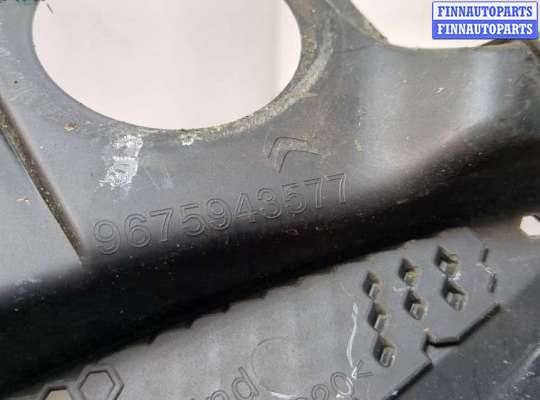 купить Жабо под дворники (дождевик) на Citroen C4 Grand Picasso 2013-2018