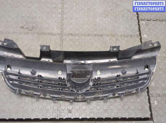 купить Решетка радиатора на Opel Zafira B 2005-2014