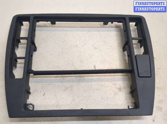 Рамка под магнитолу VG2404034 на Volkswagen Passat 5 2000-2005