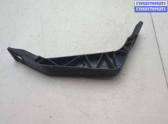 купить Кронштейн радиатора на Audi Q3 2011-2018