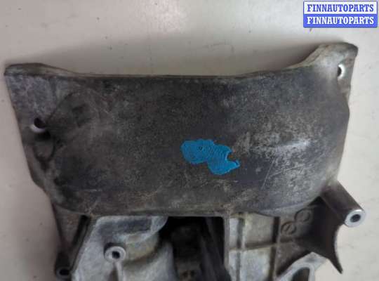 купить Крышка клапанная ДВС на Mercedes Vito W639 2003-2014