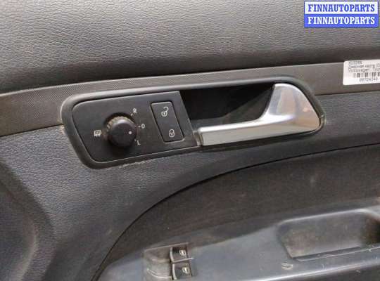 купить Дверная карта (Обшивка двери) на Volkswagen Touran 2006-2010