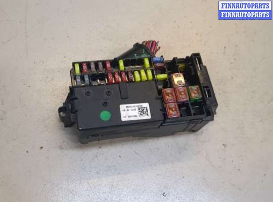 купить Блок предохранителей на Opel Astra K 2015-2021