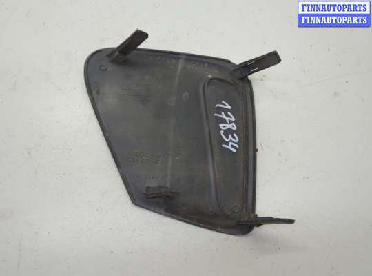 купить Заглушка (решётка) бампера на Toyota Corolla E15 2006-2013