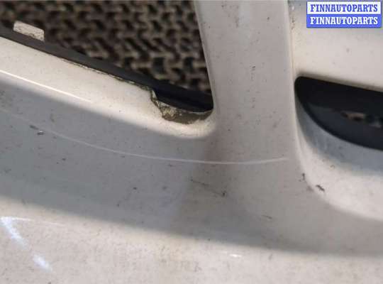 Решетка радиатора на Opel Vivaro A