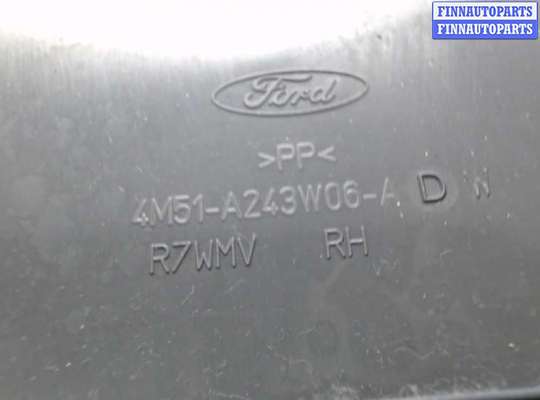 купить Обшивка центральной стойки на Ford Focus 2 2005-2008