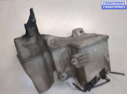 купить Бачок омывателя на Volkswagen Jetta 5 2004-2010