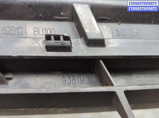 купить Решетка радиатора на Nissan Almera Tino