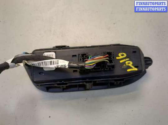 купить Кнопка стеклоподъемника (блок кнопок) на Chevrolet Equinox 2017-2024