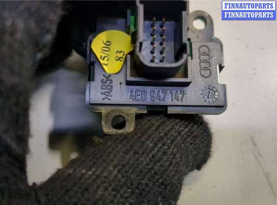купить Кнопка регулировки света на Audi A8 (D3) 2002-2010