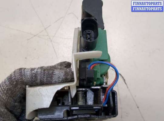 купить Замок двери на Volkswagen Passat 5 2000-2005