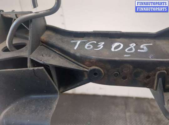 купить Рамка передняя (телевизор) на Ford C-Max 2002-2010