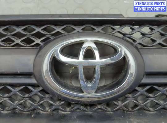 купить Решетка радиатора на Toyota RAV 4 2000-2005