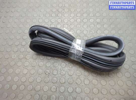 купить Уплотнитель на Peugeot Rifter 2018-2025