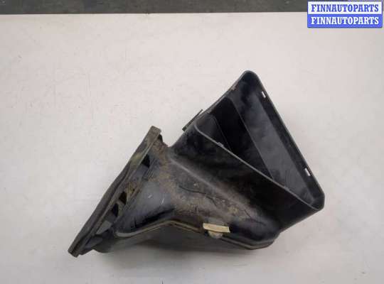 купить Воздухозаборник на Volkswagen Touareg 2002-2007