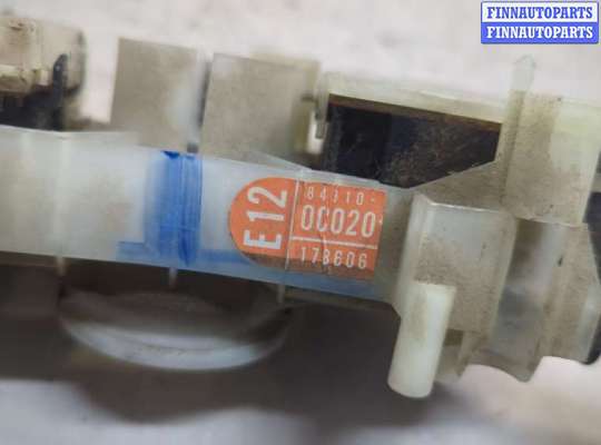 купить Переключатель поворотов и дворников (стрекоза) на Toyota Tundra 2000-2006