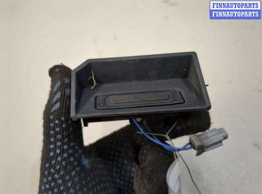 купить Кнопка открывания багажника с крышки на Nissan Pathfinder 2004-2014